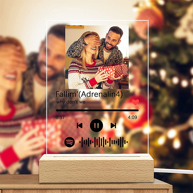 Lámpara personalizada con canción tipo Spotify como regalo para novios