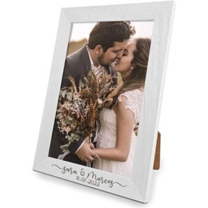 Marco de foto en madera de pino personalizable como regalo original para pareja