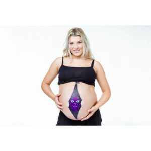 Pintura del vientre hecha a mano como regalo para embarazadas